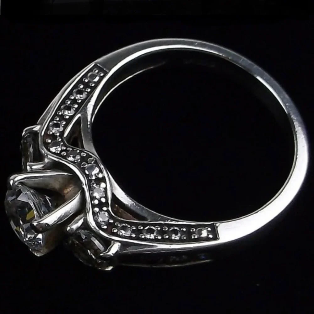 Vintage Sterling Silver Engagement Ring Size 7 - Picture 2 of 4